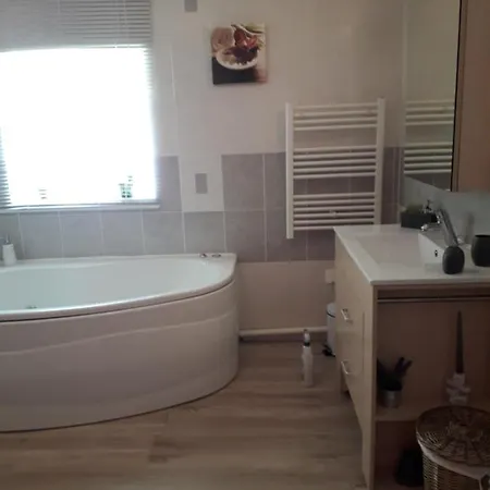 Gite Tout Confort Montolieu Exterior photo